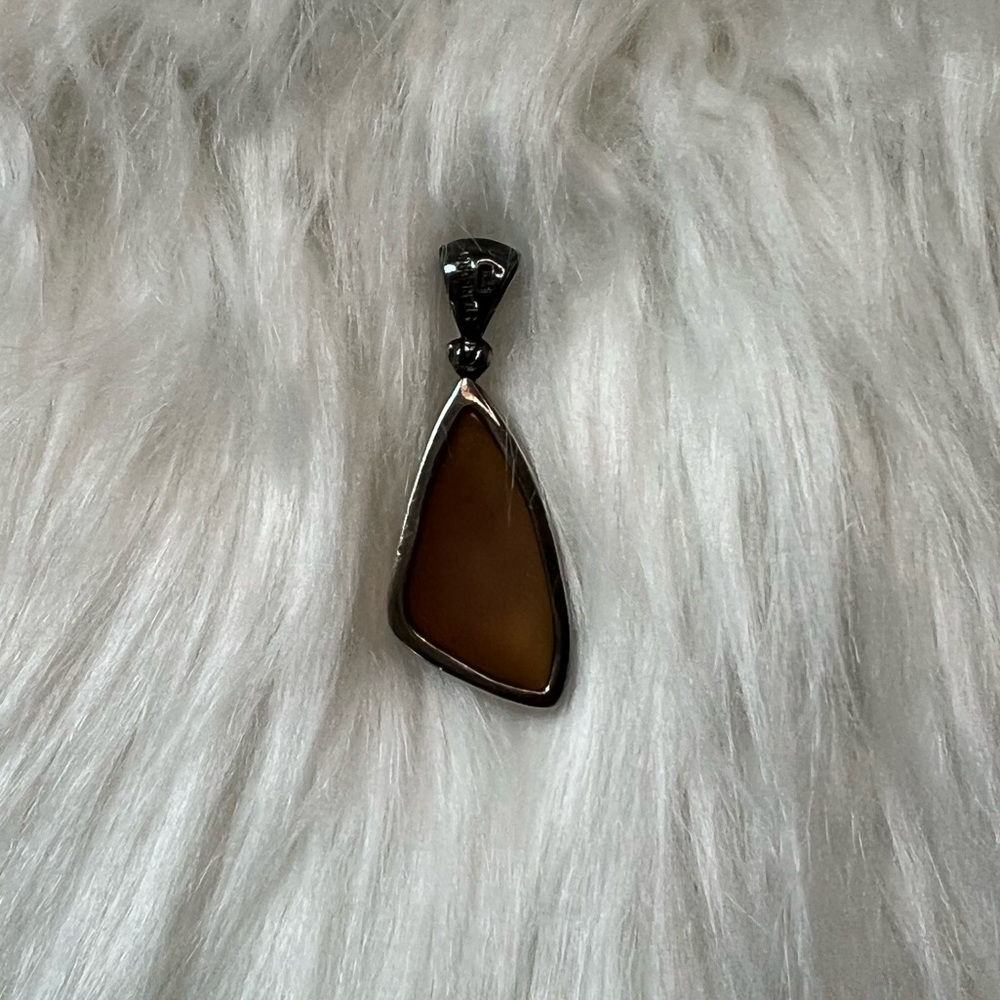Orange Stone Pendant - Picture 2 of 3